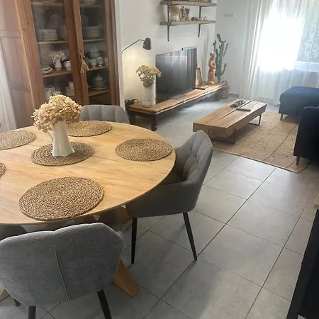 Maisonette * Saint-Parres-aux-Tertres